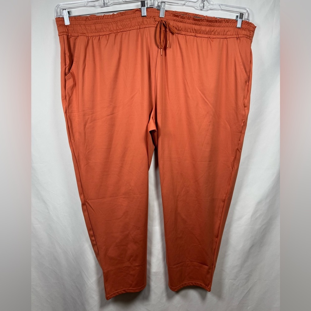 Zuda Z-Move Women’s Tapered Pant With Comfort Waistband Light Clay 5X